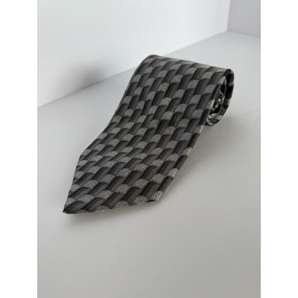 Citta Alta Men's Neck Tie, 100% silk, Gray Geometric Print 58” X 3.75” - Picture 1 of 4